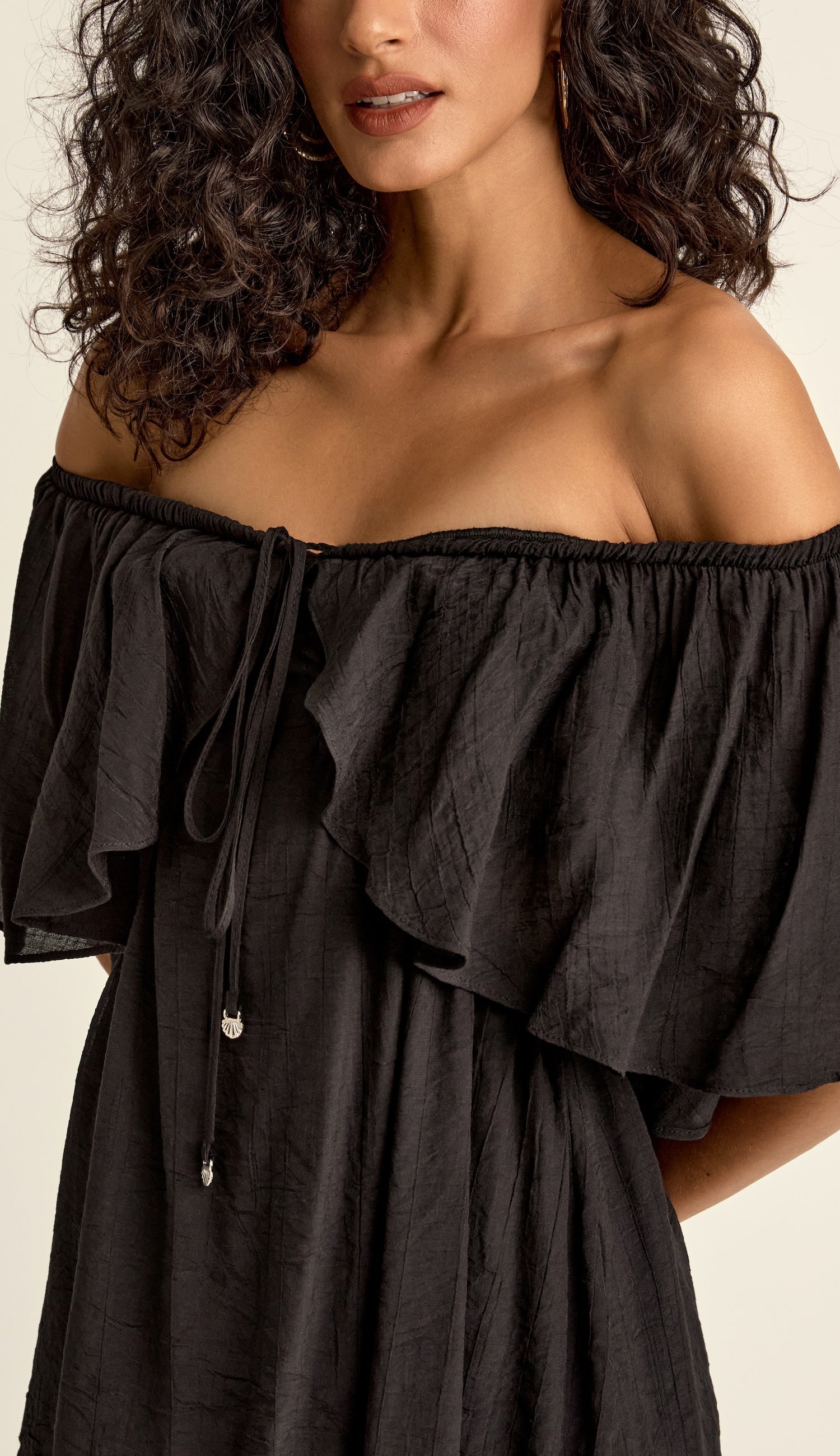 Vestido Faustina Preto