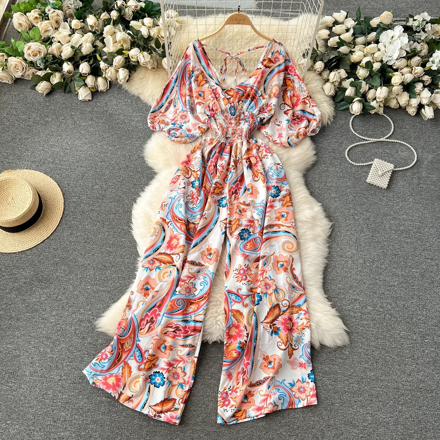 Macacão Feminino com Decote em V Cintura Fina