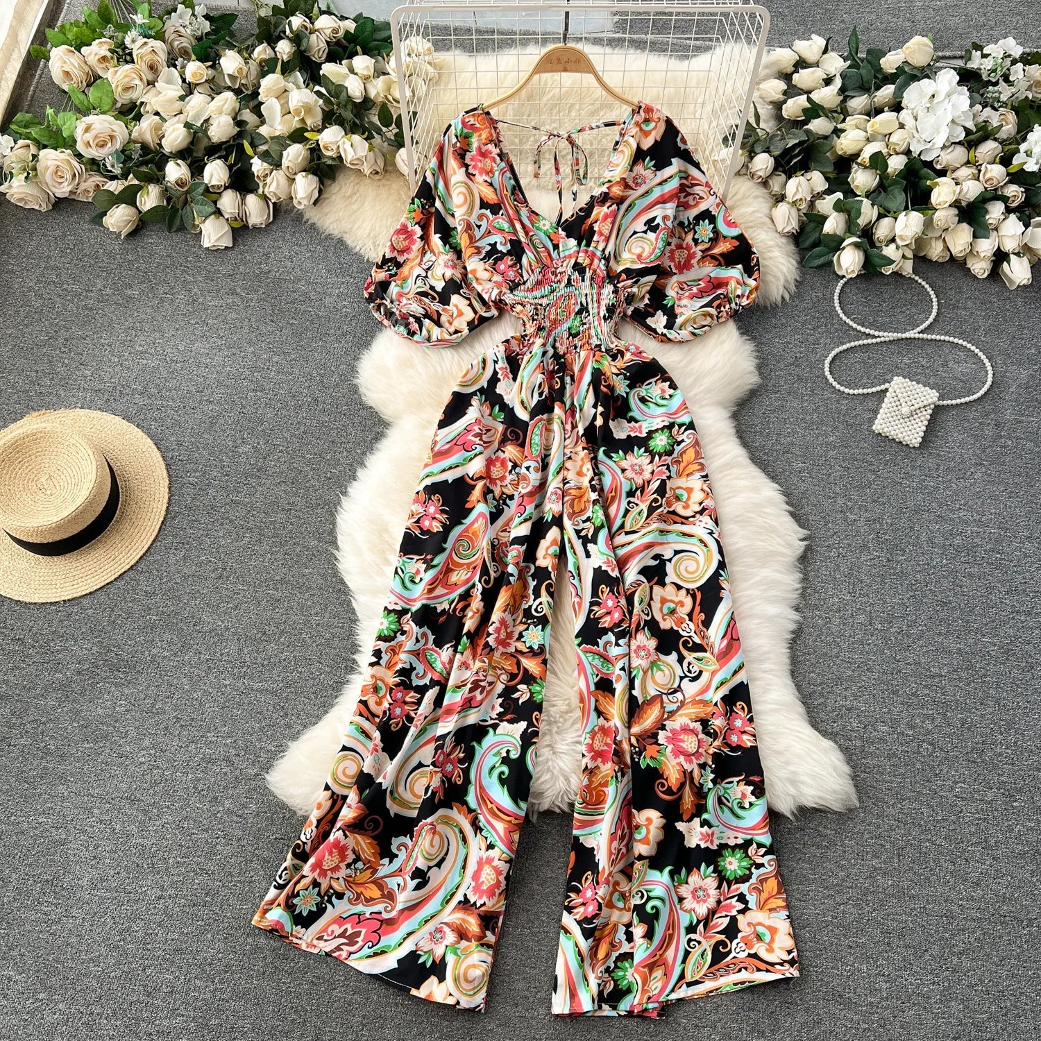 Macacão Feminino com Decote em V Cintura Fina