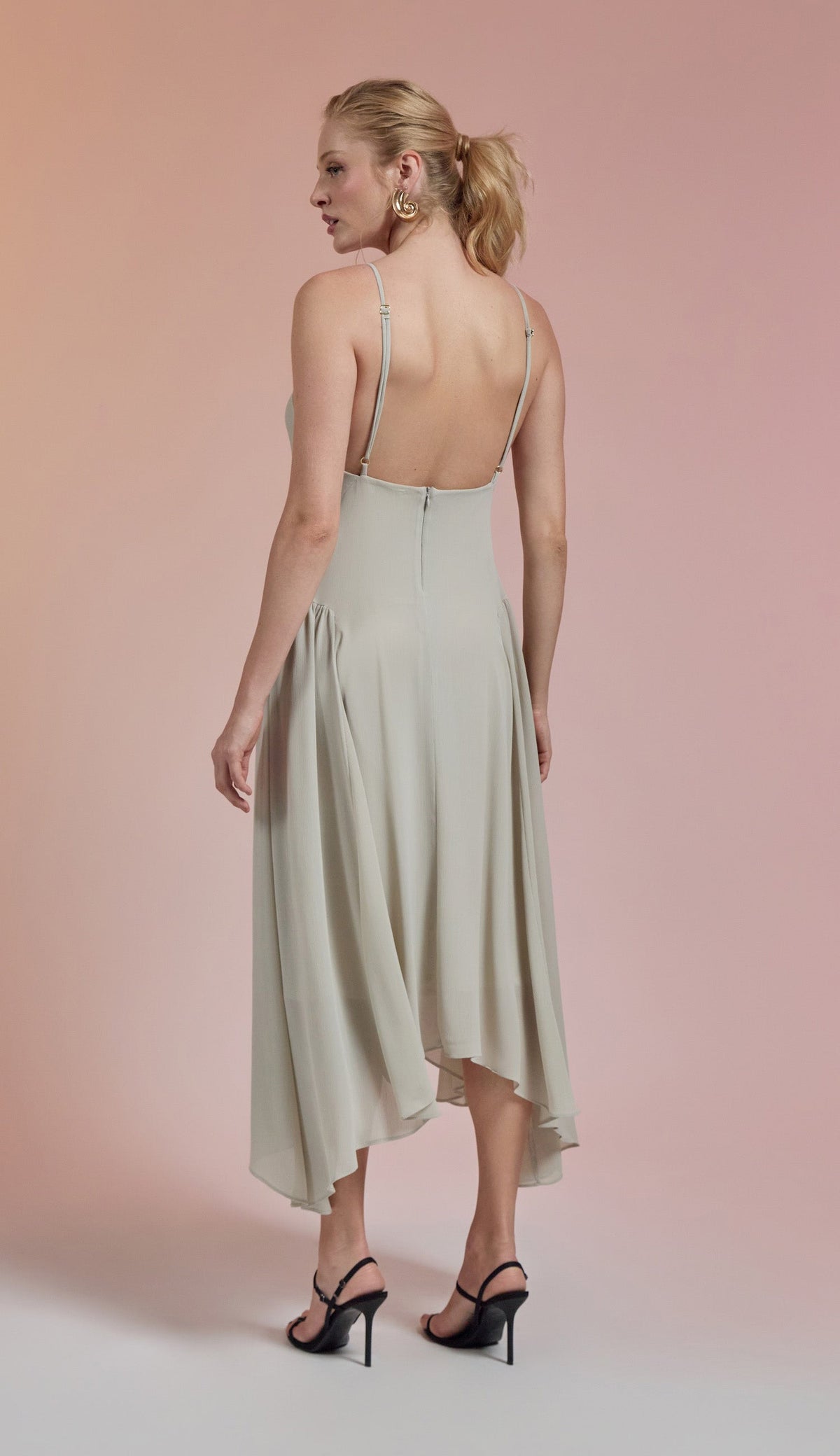 Vestido Melissa Cinza