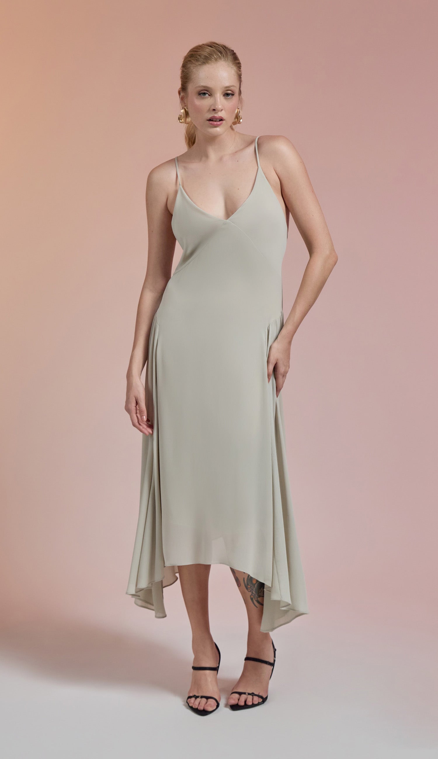 Vestido Melissa Cinza