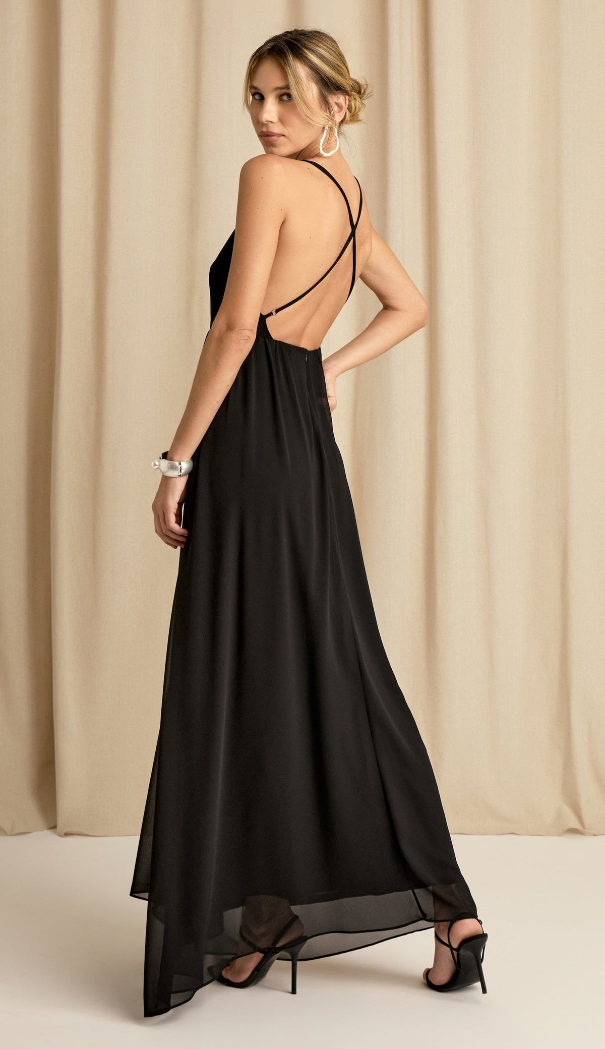 Vestido Demi Preto