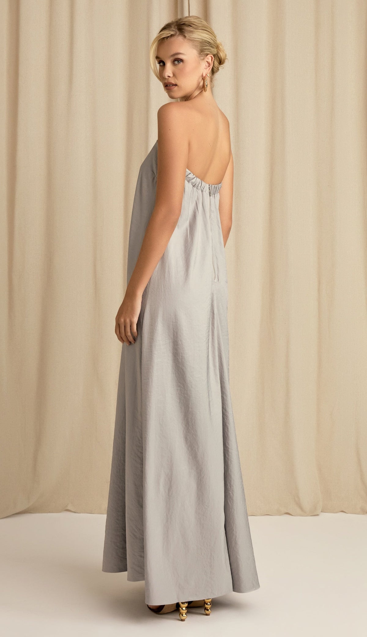 Vestido Eduarda Cinza