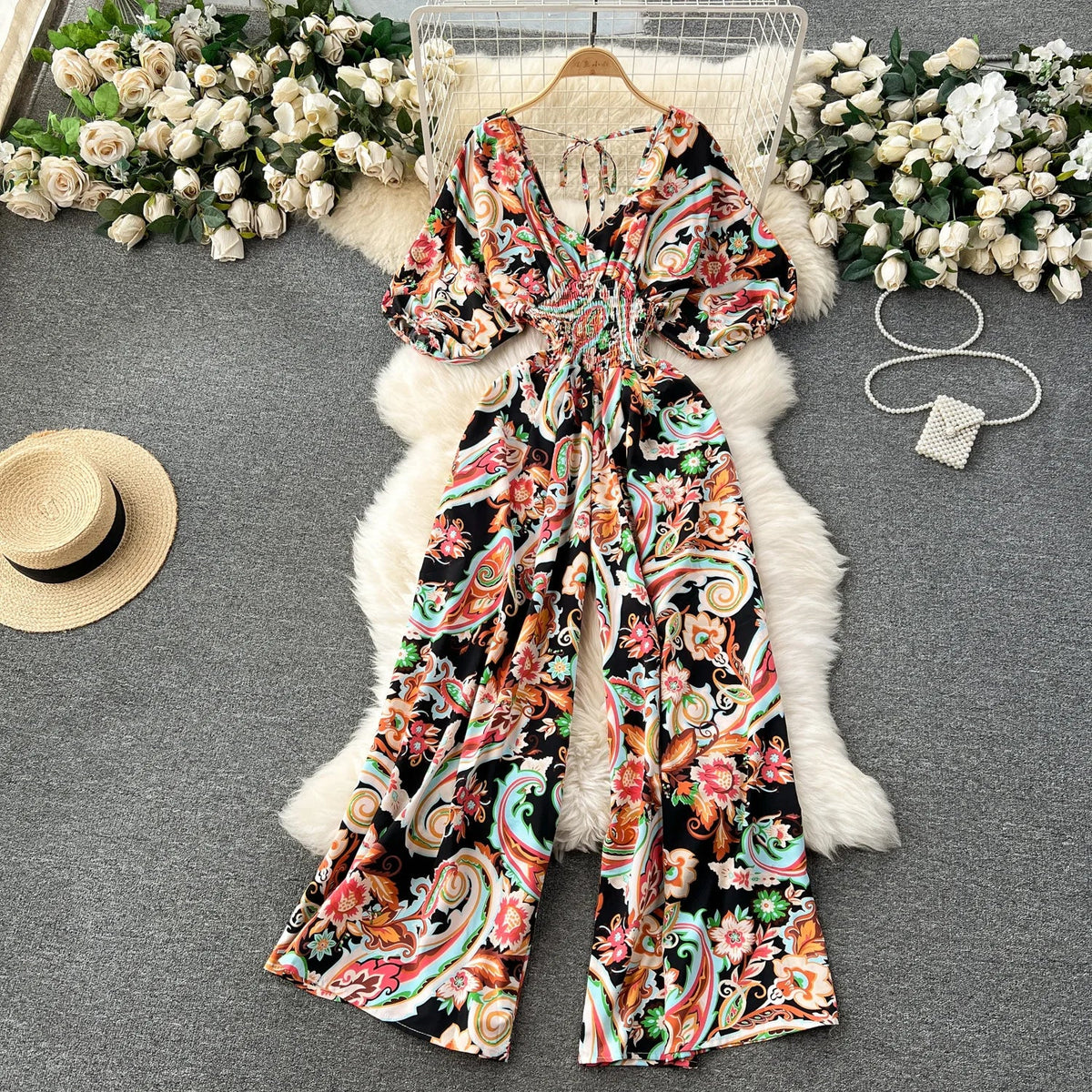 Macacão Feminino com Decote em V Cintura Fina