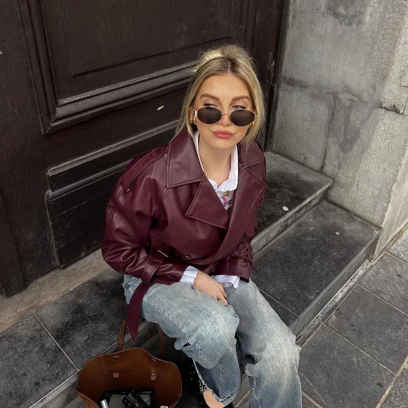 Jaqueta Bomber de Couro Feminina