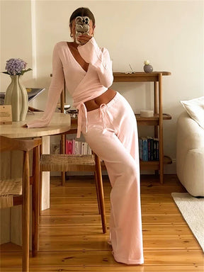 Conjunto de Duas Peças Manga Flare e Calça Solta